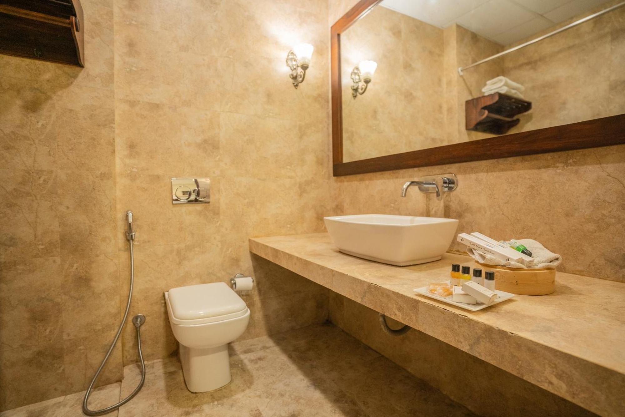 Tripli Hotels Shambhu Villas Udaipur Exterior photo